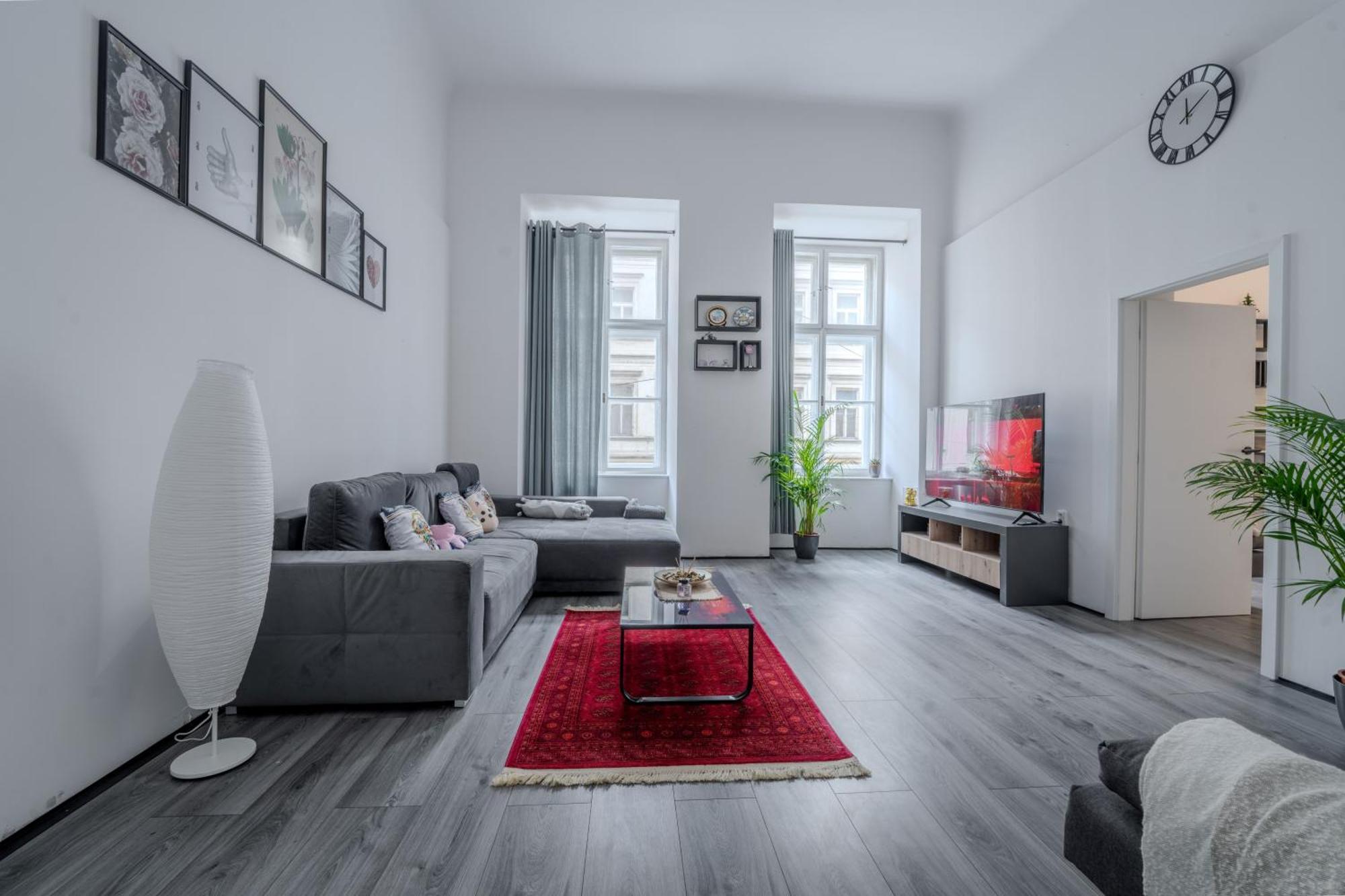 Stunning & Spacious 2bdr Apt In Center Apartmán Prague